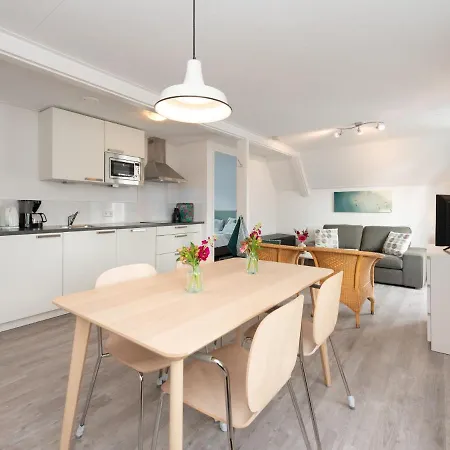 In Near Dunes Apartment